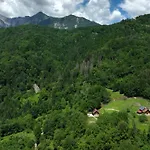 Navauce Gospodarstwo agroturystyczne Raveo